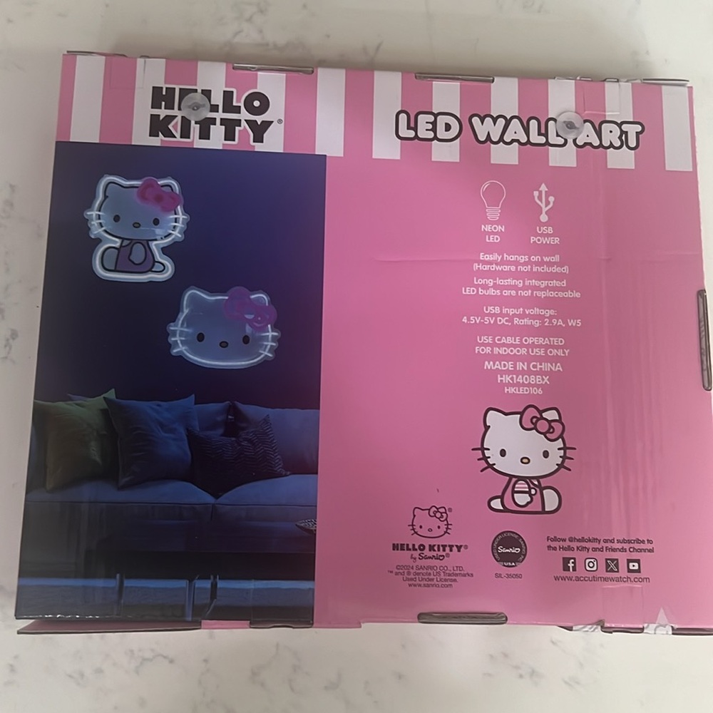 Hello Kitty Pink LED Wall Art - Picture 6 of 6